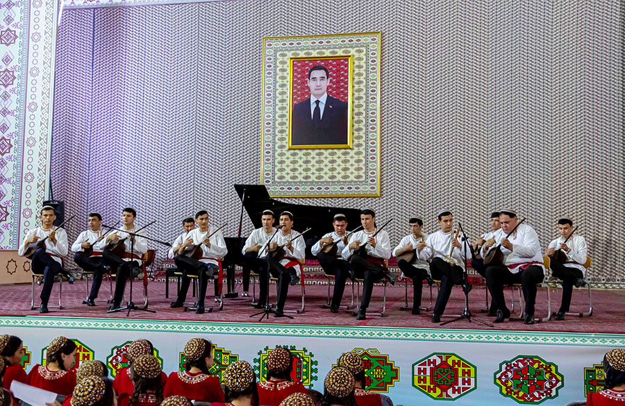 В консерватории с большим успехом прошел отчетный концерт